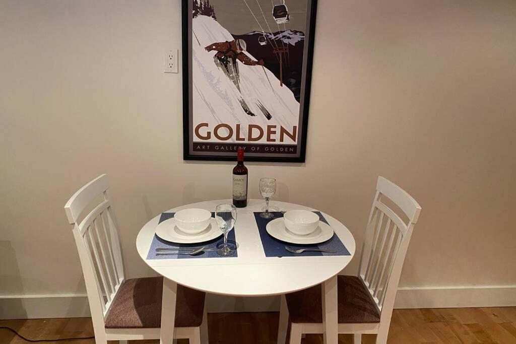 Hideaway On Quartz - 1Bed 1Bath Suite Golden Buitenkant foto